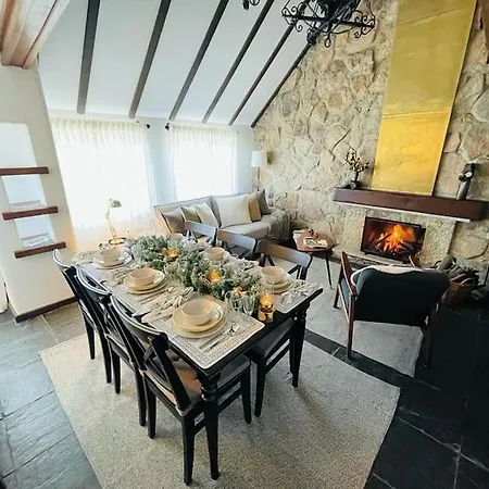 Juniper Star House - Penhas Da Saude,serra Estrela 木屋 Cortes do Meio